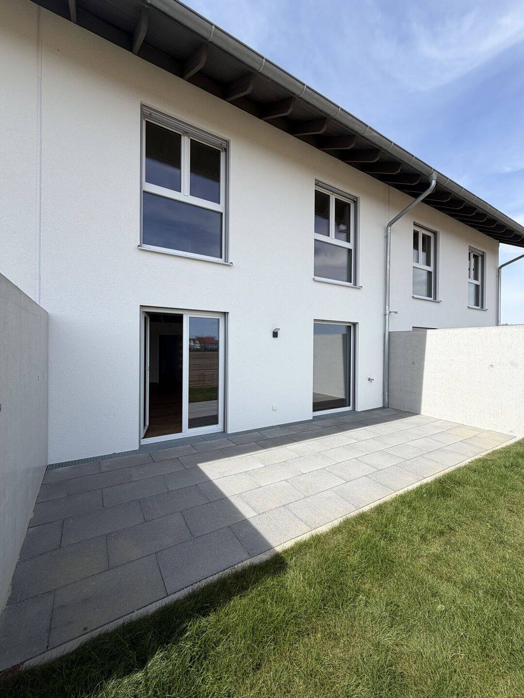 Erstbezug! Noch ein REH verfügbar-energieeffizient und modern., 84030 Ergolding (Industriegebiet)