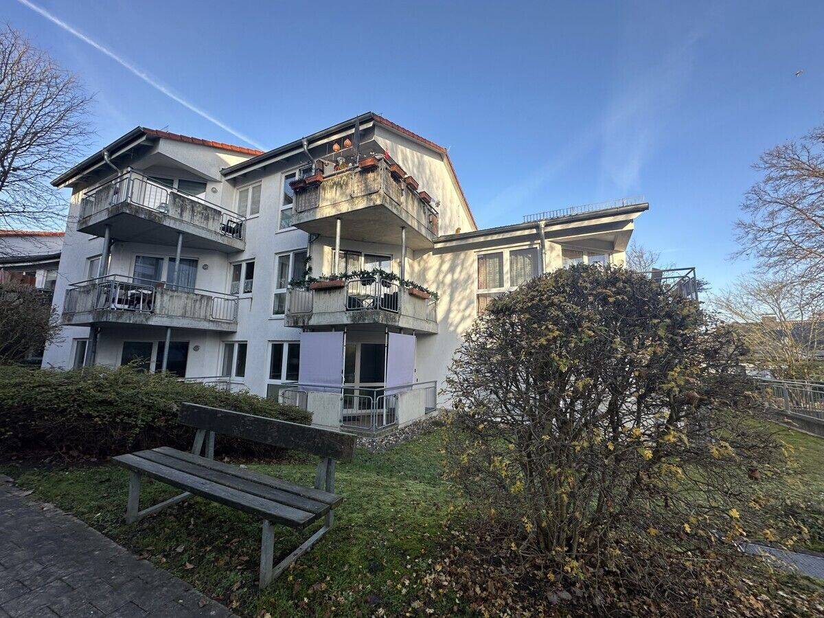 Gemütliche 1-Zimmer-Wohnung mit ca. 36 m² im 2. Obergeschoss inklusiv Parkgarage., 34253 Lohfelden