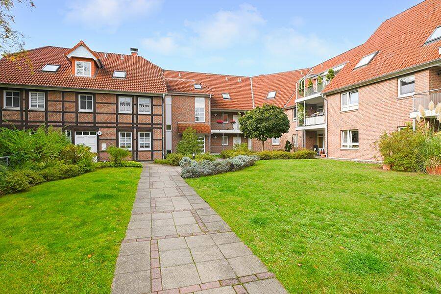 Hannover – Anderten: Exklusive Eigentumswohnung mit sonnigem Balkon in grüner, ruhiger Lage!, 30559 Hannover