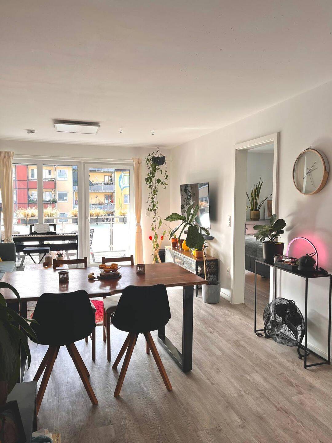 Moderne 2-Zimmer-Wohnung mit Balkon & TG-Stellplatz, 40233 Düsseldorf (Flingern Nord Flingern Süd Lierenfeld Oberbilk Stadtmitte)