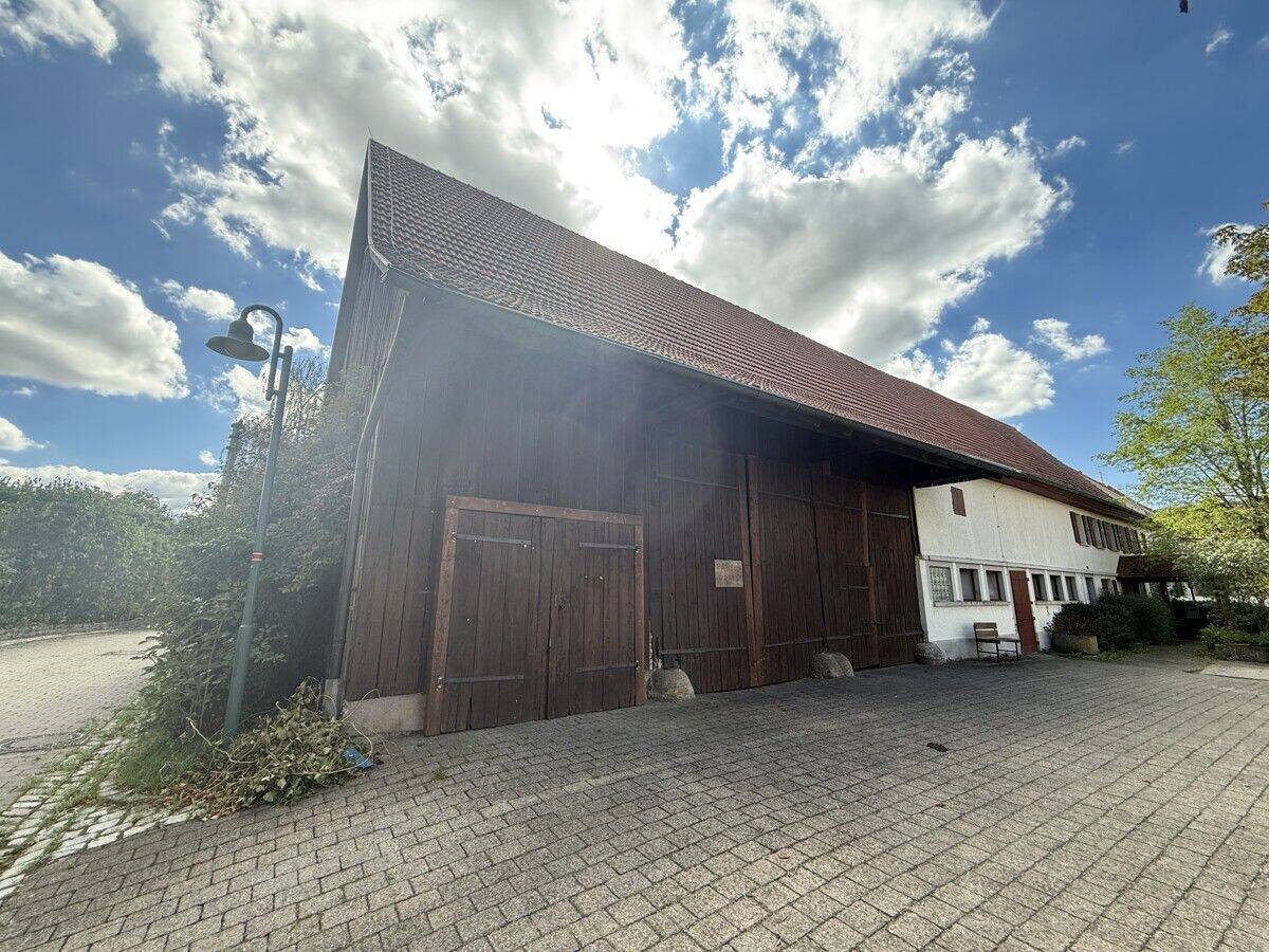 Großes Bauernhaus mit historischer Scheune in Wolpertshausen, 74549 Wolpertshausen