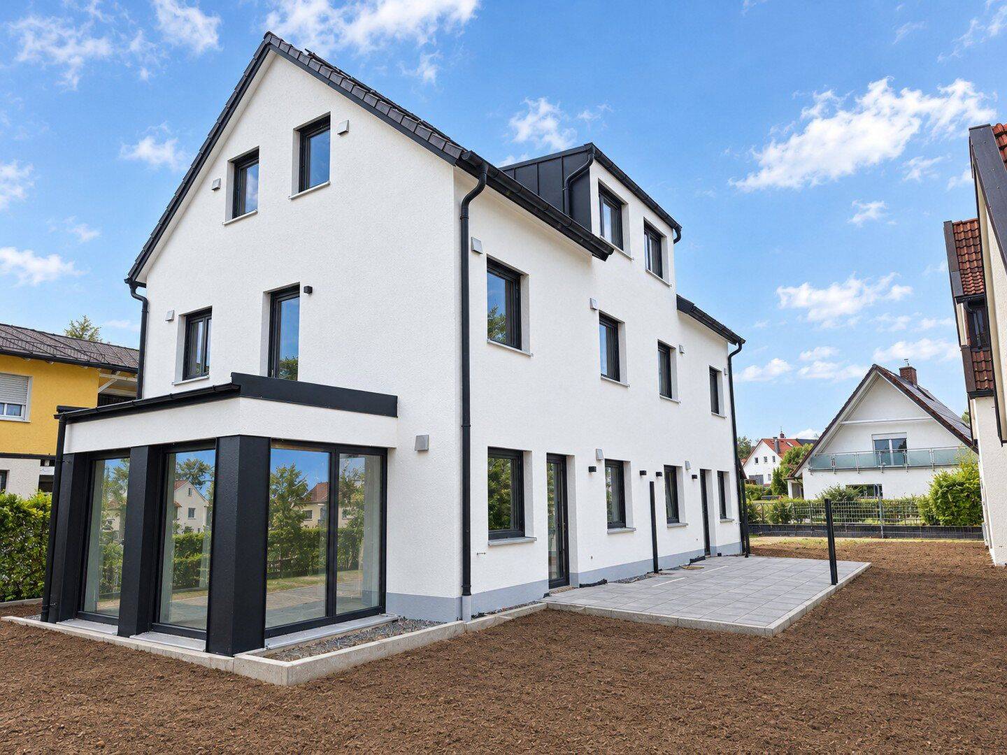 Neubau – Doppelhaushälfte in Traumlage mit perfekter Ausrichtung, 85716 Unterschleißheim