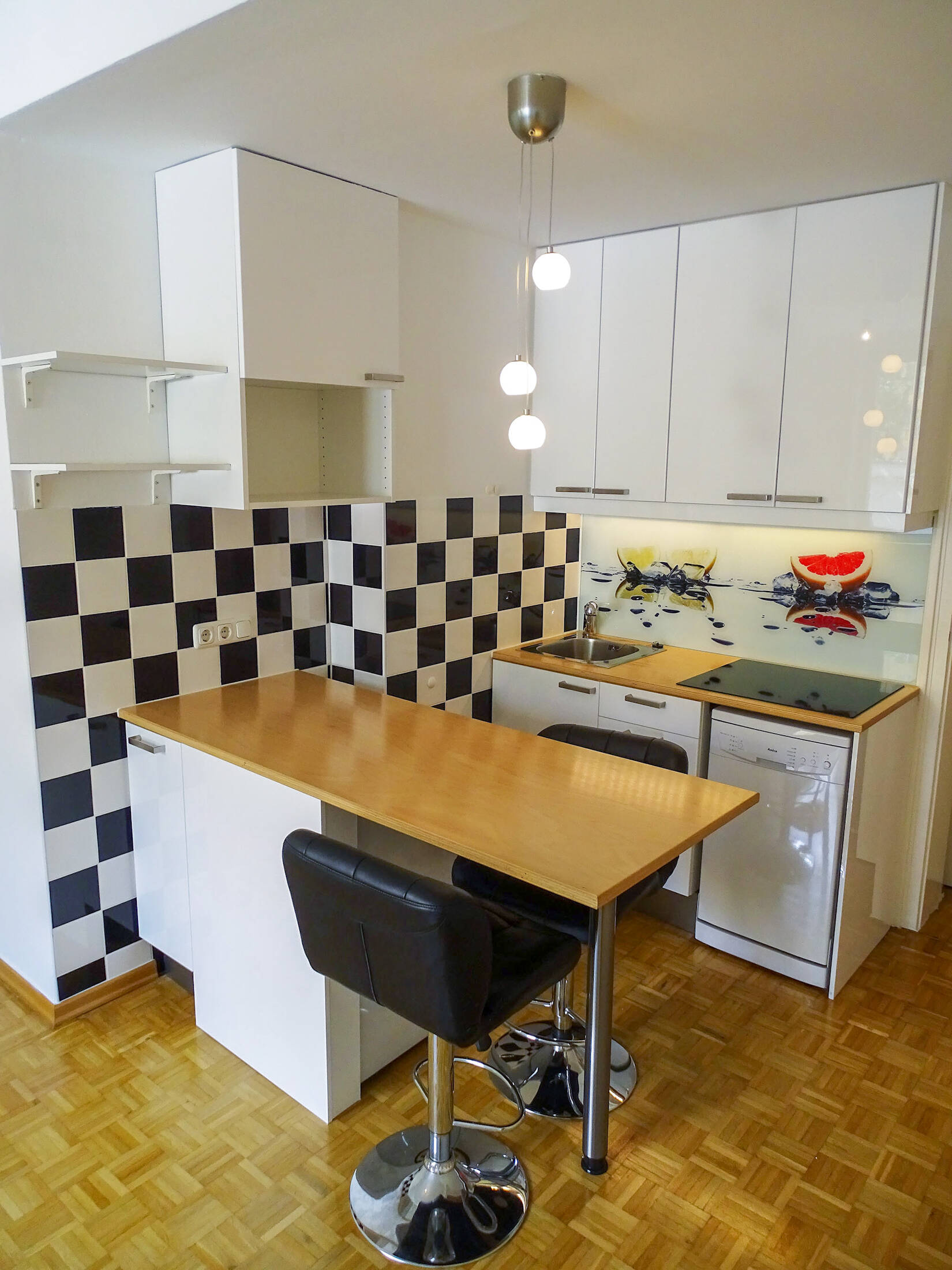 Freundliche, ruhige 1-Zimmer-Wohnung in direkter Uni-Nähe!, 80796 München (Schwabing-West)