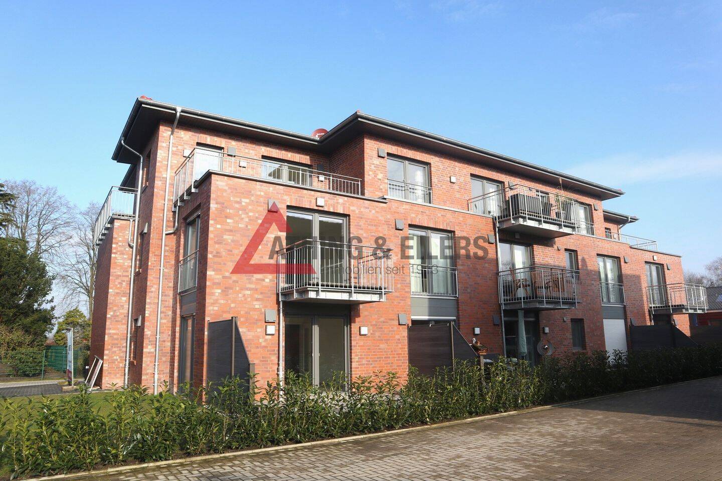 Moderne DG-Wohnung in einem Neubau in gewachsener Wohnsiedlung, 26655 Westerstede