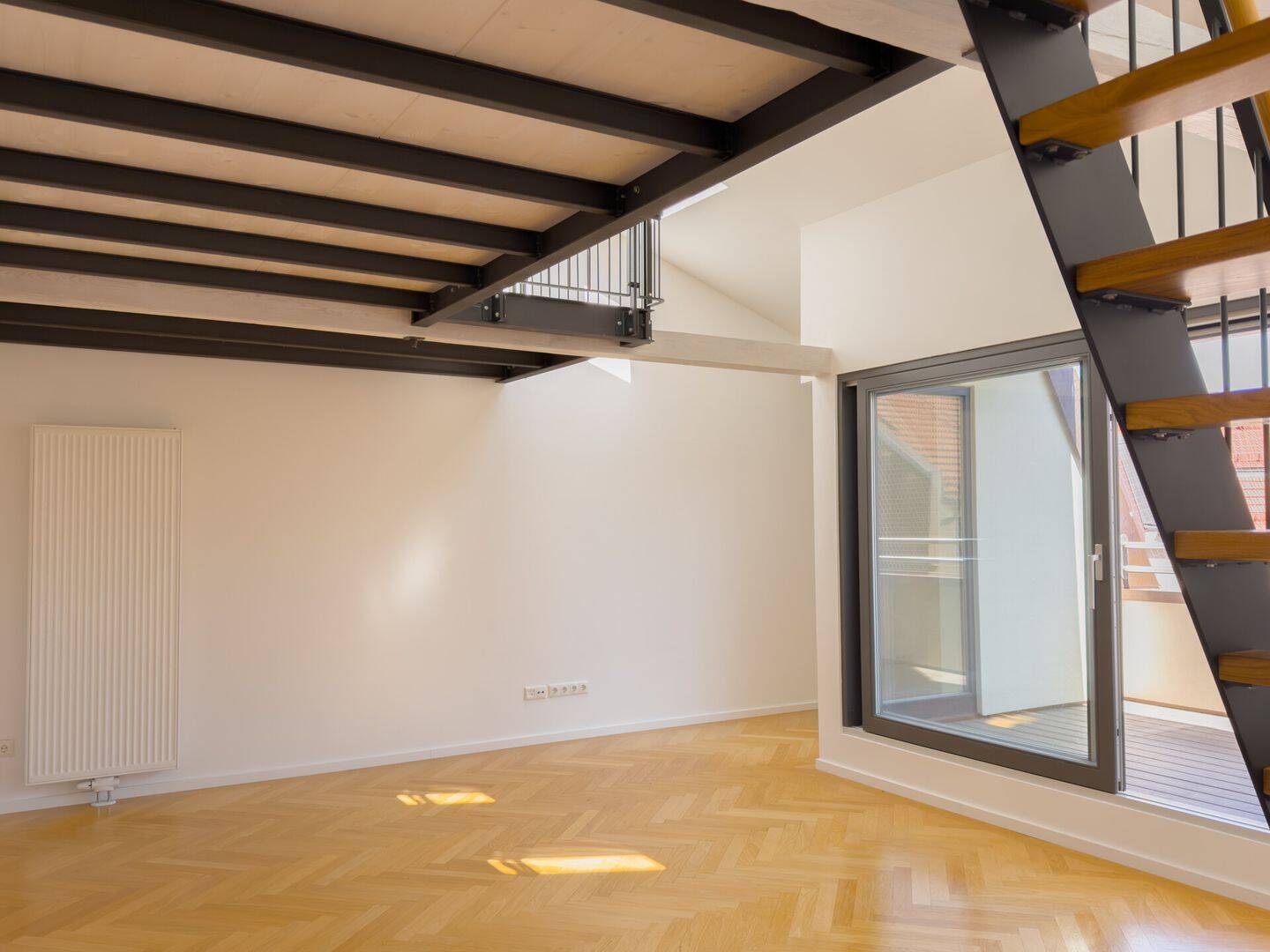 Stilvoller Altbau am Harras: 4,5 Zimmer, Balkon und Klimaanlage in begehrter Lage, 81373 München (Sendling Sendling-Westpark)