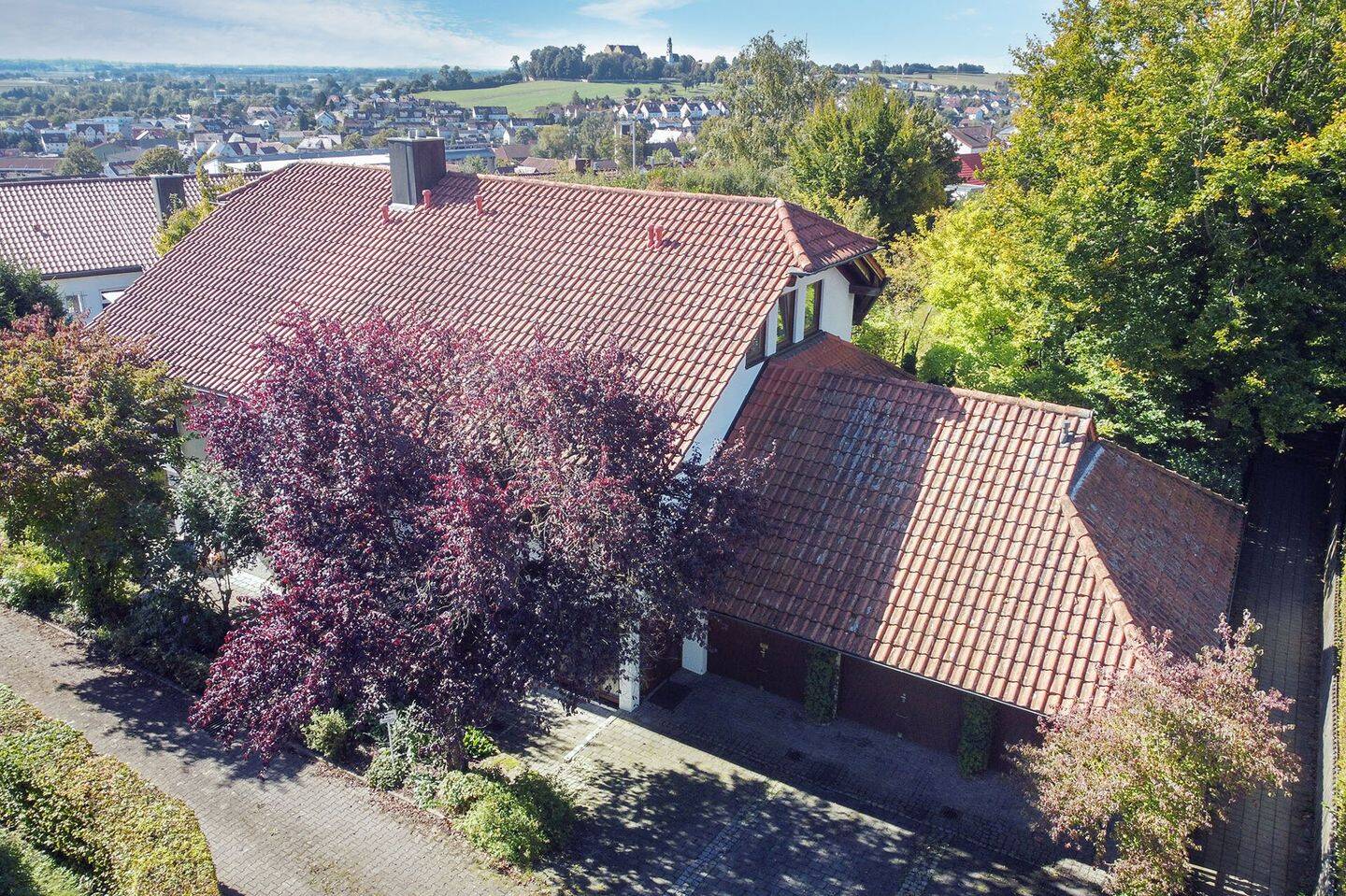 Wohnen in Ruhe und Großzügigkeit mit tollem Weitblick auf das Erbacher Schloss, 89155 Erbach