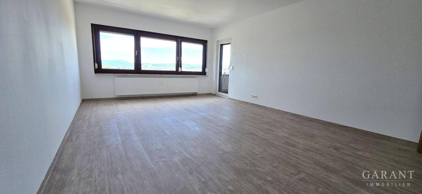 Modernisierte 2 Zimmer-Eigentums-Wohnung mit Bergblick und Süd/West-Balkon in Durach, 87471 Durach