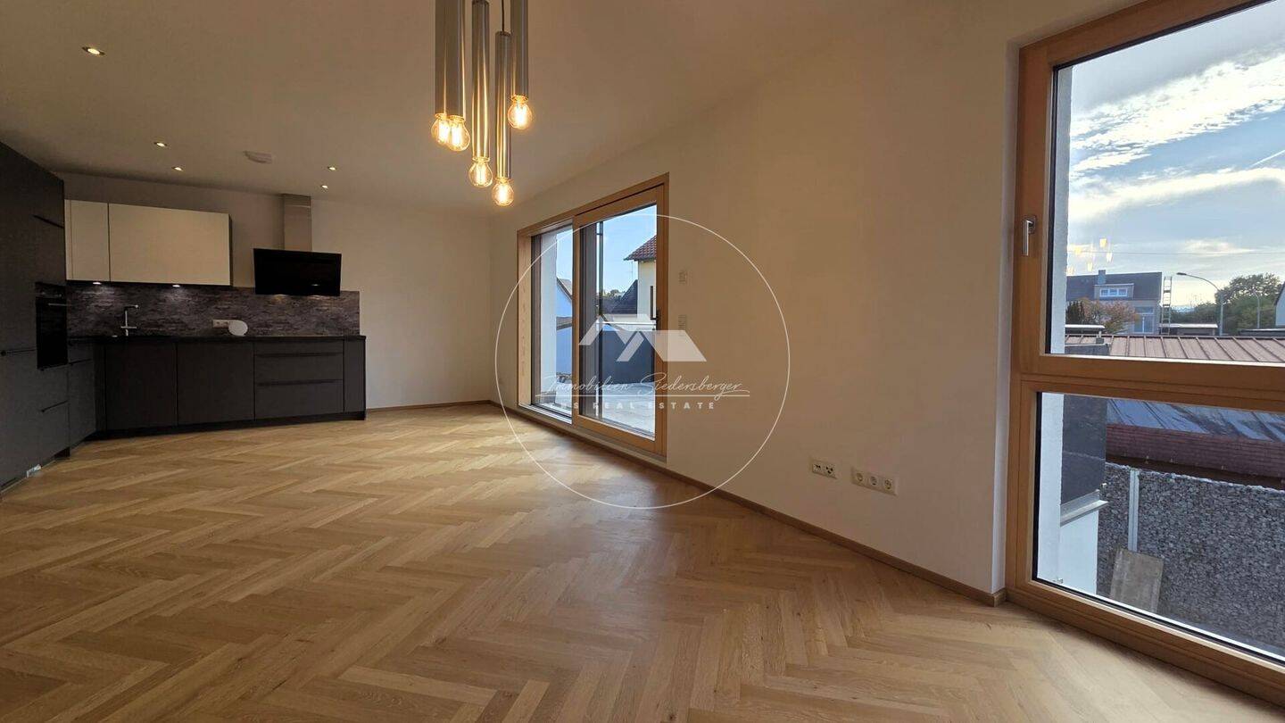 Stilvoll wohnen. Zukunft genießen. Ihr Zuhause im Niedrig-Energie-Haus., 93155 Hemau