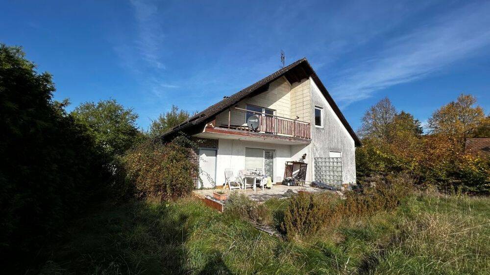 Zweifamilienhaus mit großem Grundstück zum Hammerpreis!!!, 92353 Postbauer-Heng