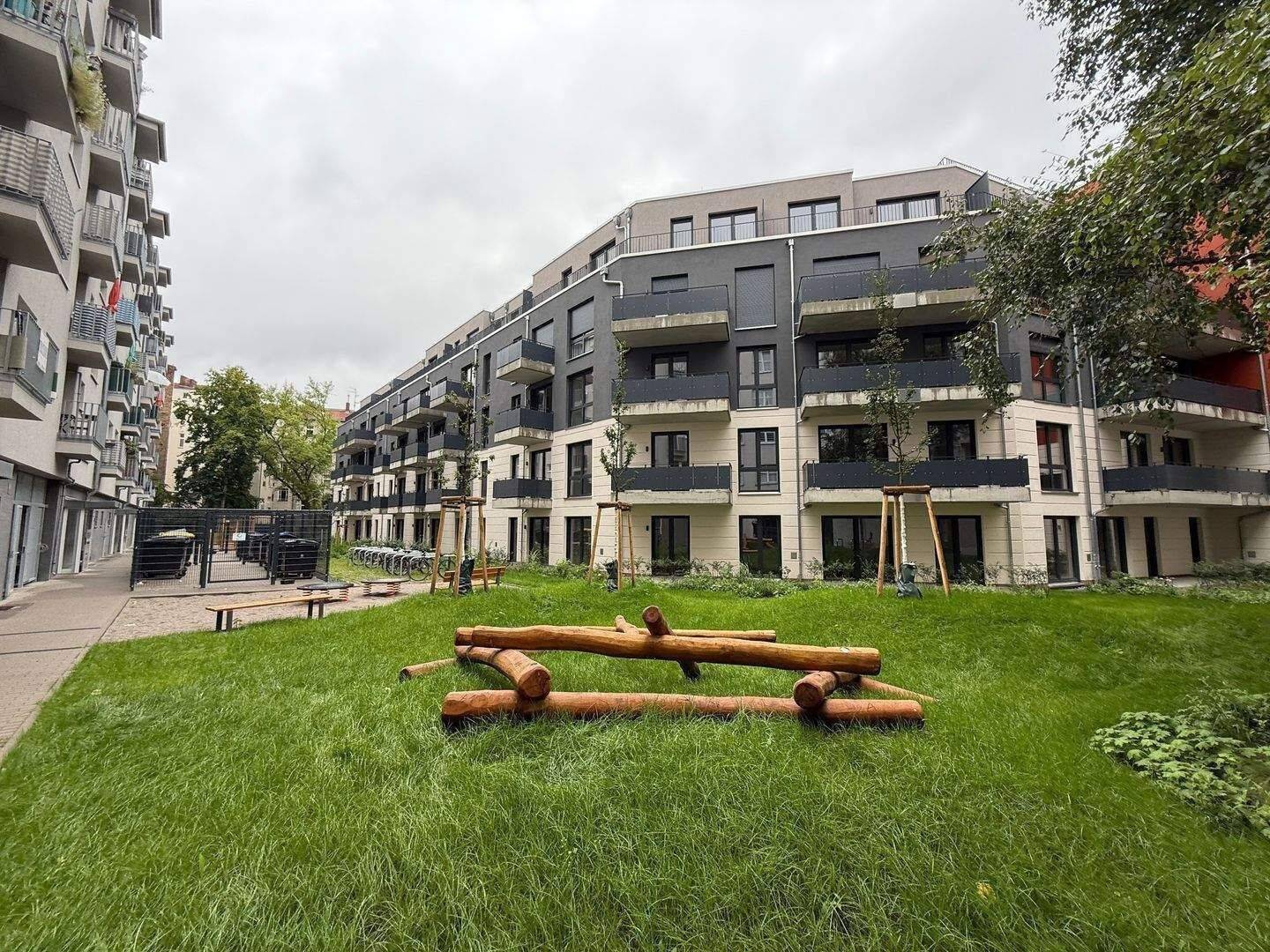 2-Zimmer-Neubau, zentral, Penthouse, 4. OG, Erstbezug, ruhige Lage im Hinterhof, 13357 Berlin (Mitte Gesundbrunnen Kolonie Sandkrug I Wedding)