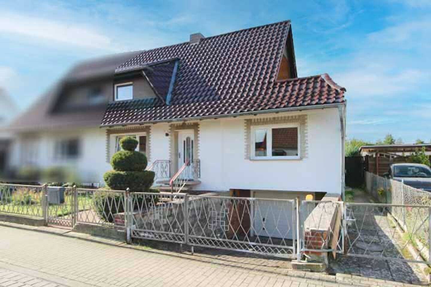 Familienglück in der Tribseer Siedlung – viel Platz & traumhafte Dachterrasse“, 18437 Stralsund