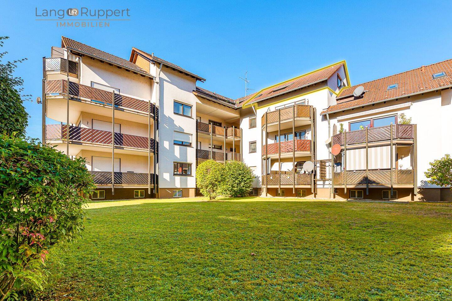 Lichtdurchflutete Wohnung mit zwei Balkonen und Blick ins Grüne, 69509 Mörlenbach
