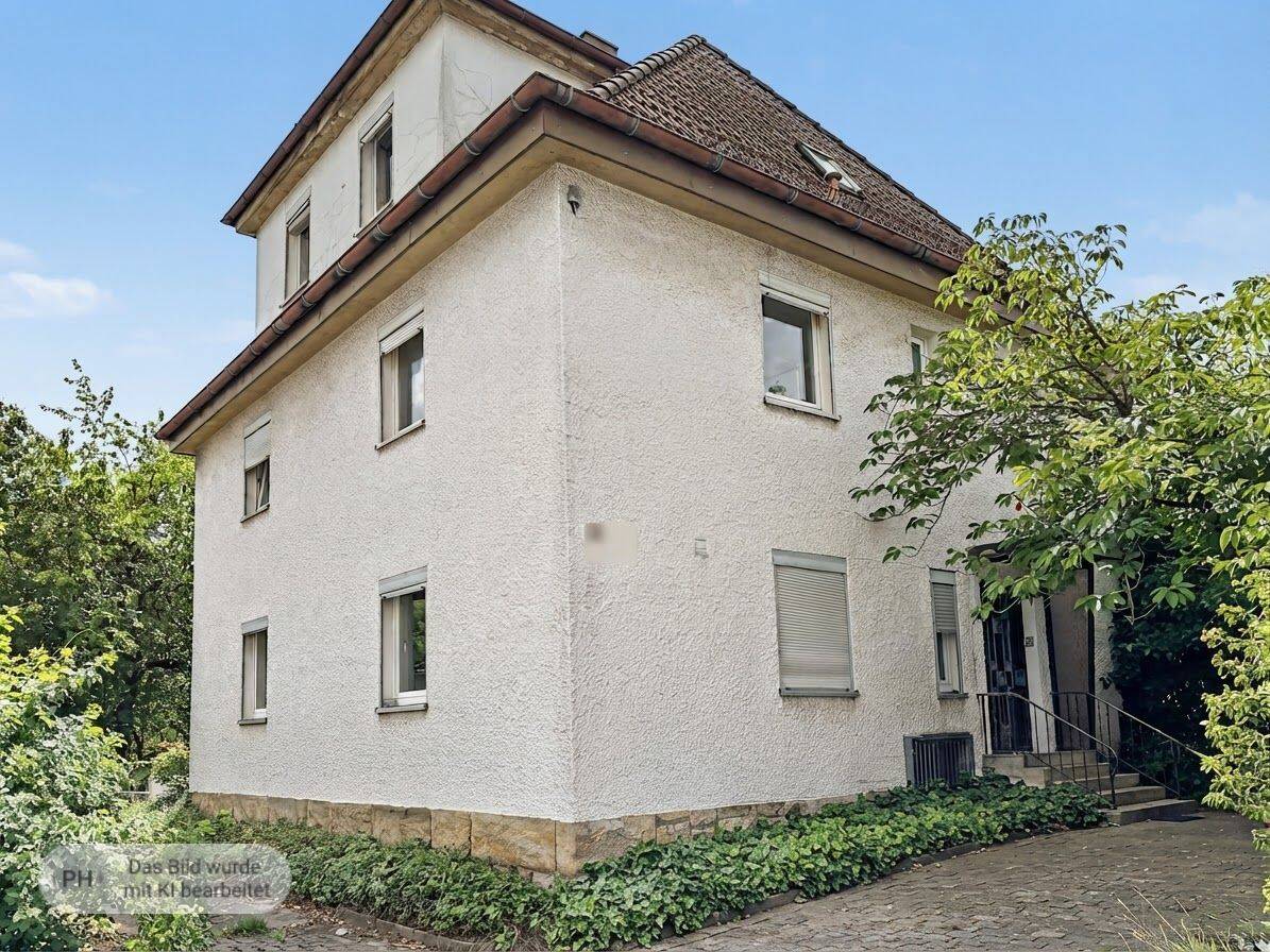 Sanierungsbedürftiges Mehrfamilienhaus zur Eigennutzung oder flexiblen Renditegestaltung in Bayreuth, 95448 Bayreuth