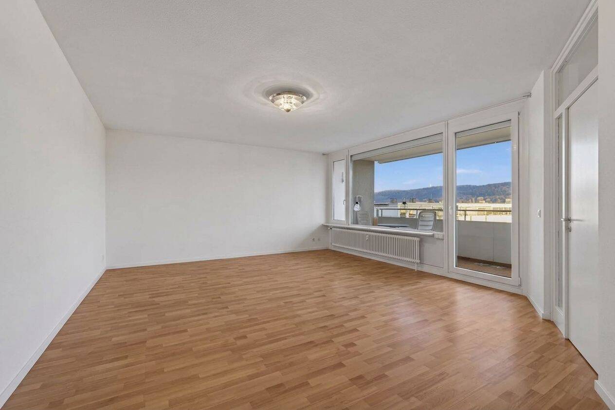 Großzügiges Wohnen mit Weitblick – leerstehende 2-Zimmer-Wohnung in Ettlingen, 76275 Ettlingen