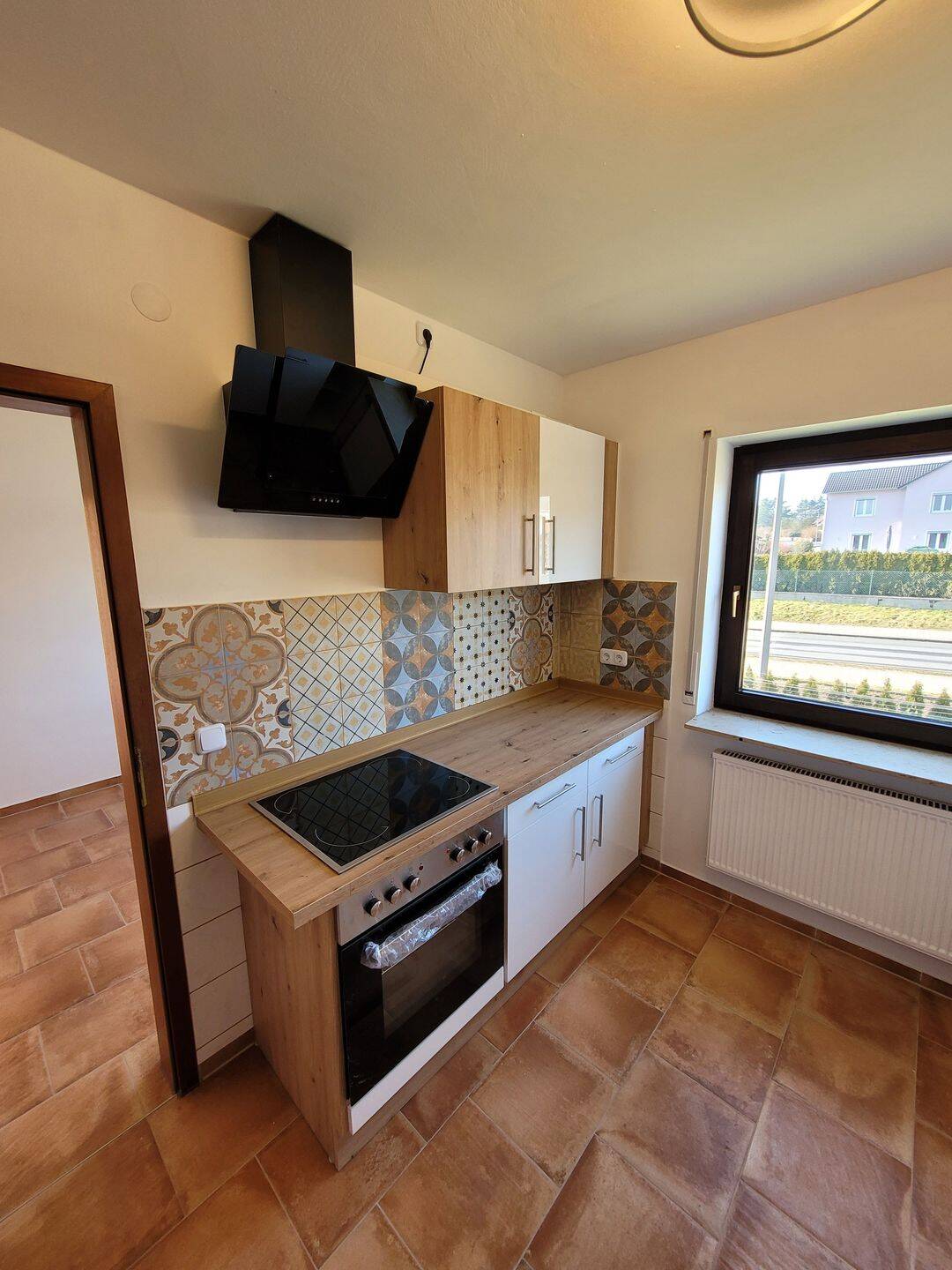4 Zimmer Wohnung Georgensgmünd Kernsaniert Mediterran Einbauküche Garten Garage, 91166 Georgensgmünd