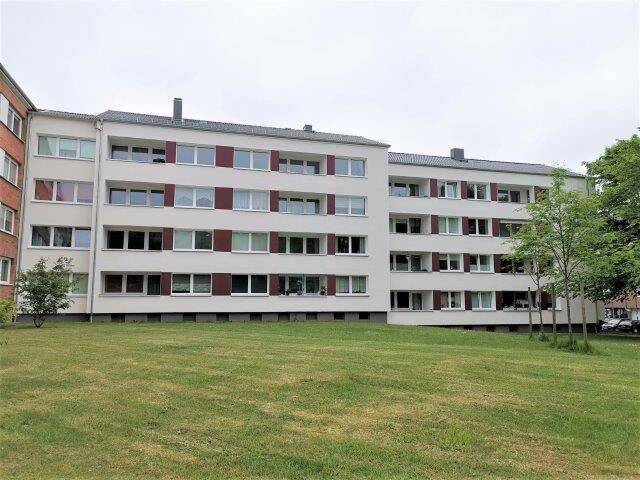 Renovierte 2 Zi.Whg. mit Loggia ab 01.12.2026, 24106 Kiel (Wik)