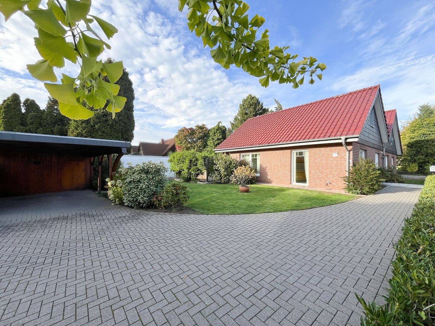 Familienglück trifft Wohnkomfort – Bungalow in ruhiger Sackgassenlage von Lengerich, 49525 Lengerich