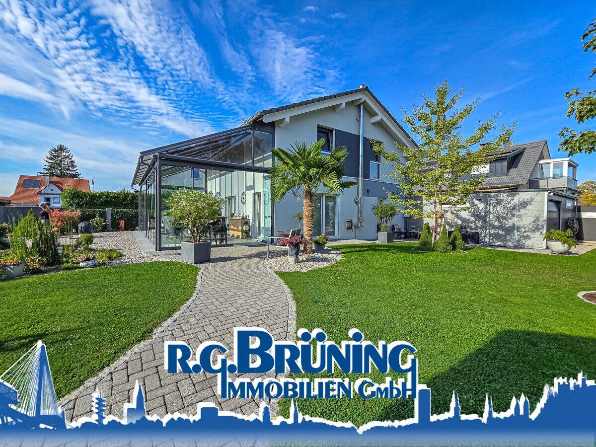 Einfamilienhaus mit Sommergarten und Whirlpool in Rheinau, 77866 Rheinau