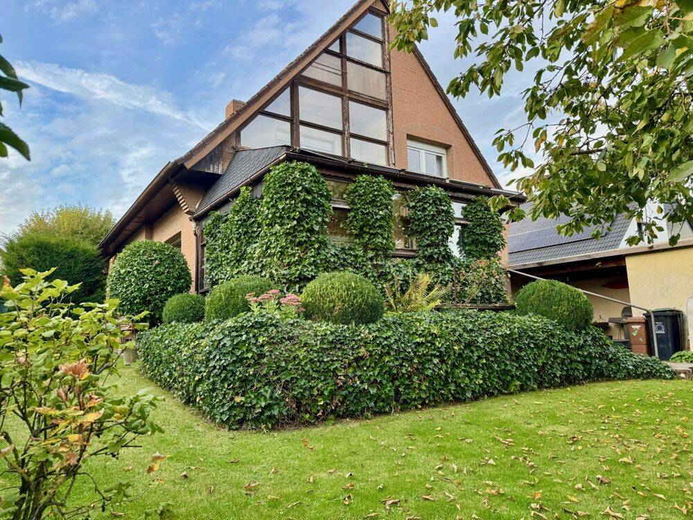 *** Gepflegtes Einfamilienhaus mit großem Garten und Potenzial zur individuellen Außengestaltung ***, 49186 Bad Iburg