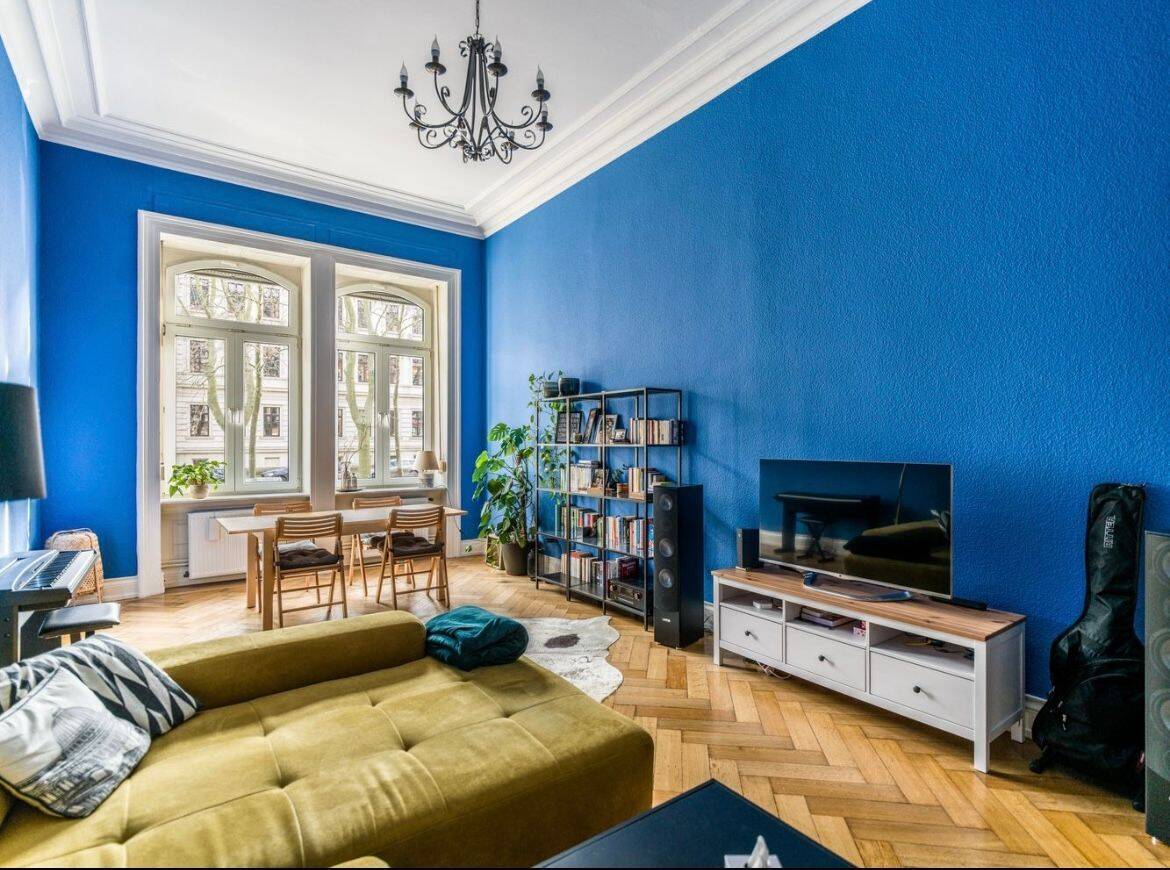 Wunderschöne Altbauwohnung mit 4 m hohen Decken, Stuck & Fischgrät-Holzdielen, 65185 Wiesbaden (Wiesbaden)