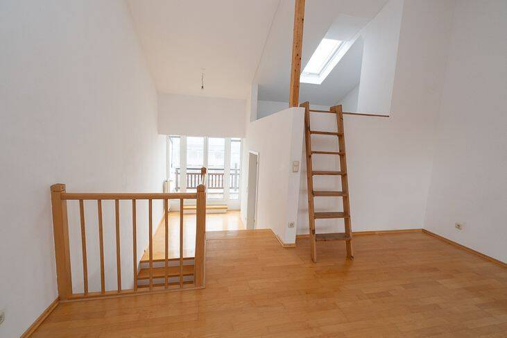 3-Zimmer Dachterrassen-Wohnung, Höhenkirchen-Siegertsbrunn (von Privat), 85635 Höhenkirchen-Siegertsbrunn