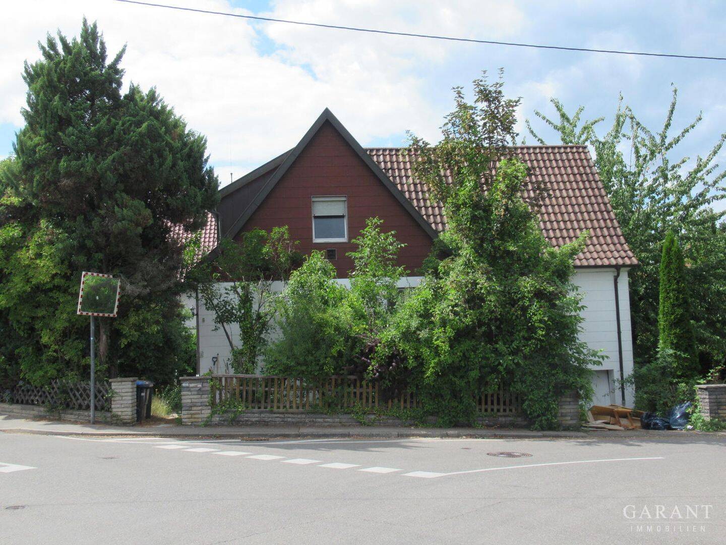 Entwicklungsgrundstück mit Neubaupotenzial in Esslingen-Berkheim, 73734 Esslingen am Neckar