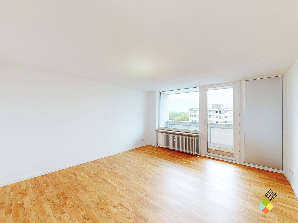 Einziehen & wohlfühlen: Attraktive 2-Zimmer-Wohnung mit EBK und Balkon, 81475 München (Thalk. Obersendl.-Forsten-Fürstenr.-Solln)