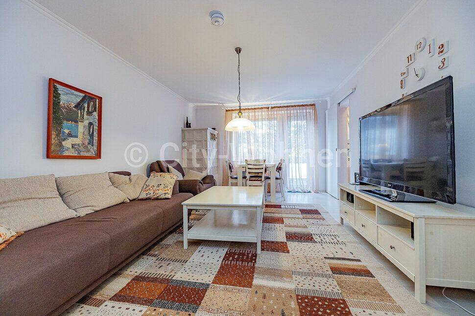 Möblierte 2-Zimmer-Wohnung mit Balkon in Hamburg-Horn, 22111 Hamburg (Mitte Billstedt Hamm Horn)