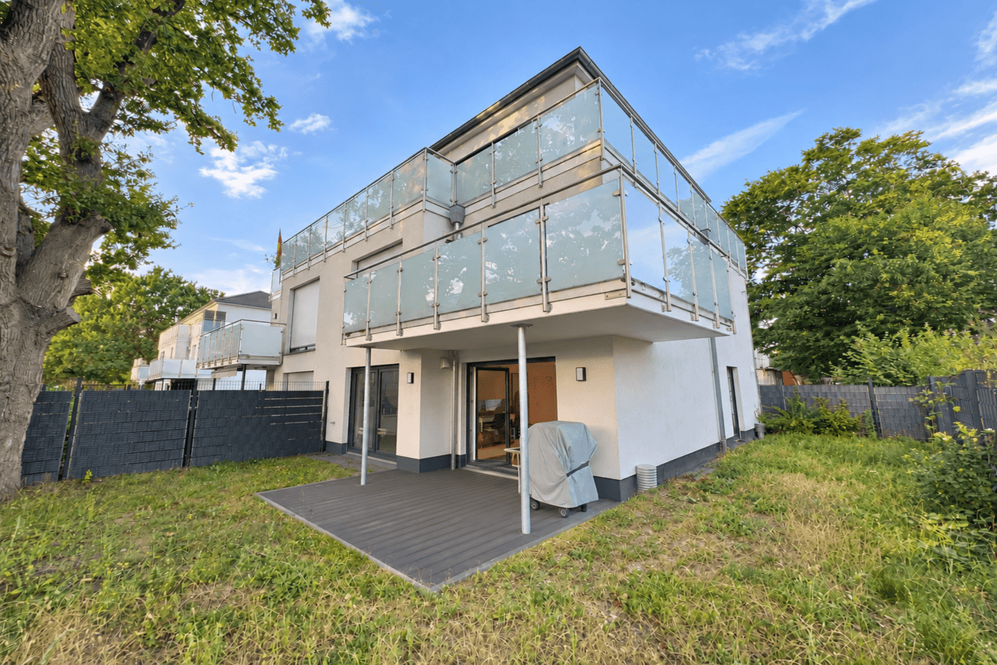 Modern wohnen mit A+, Stilvolle 2-Zimmer-Erdgeschosswohnung mit Terrasse & Garten, 30655 Hannover