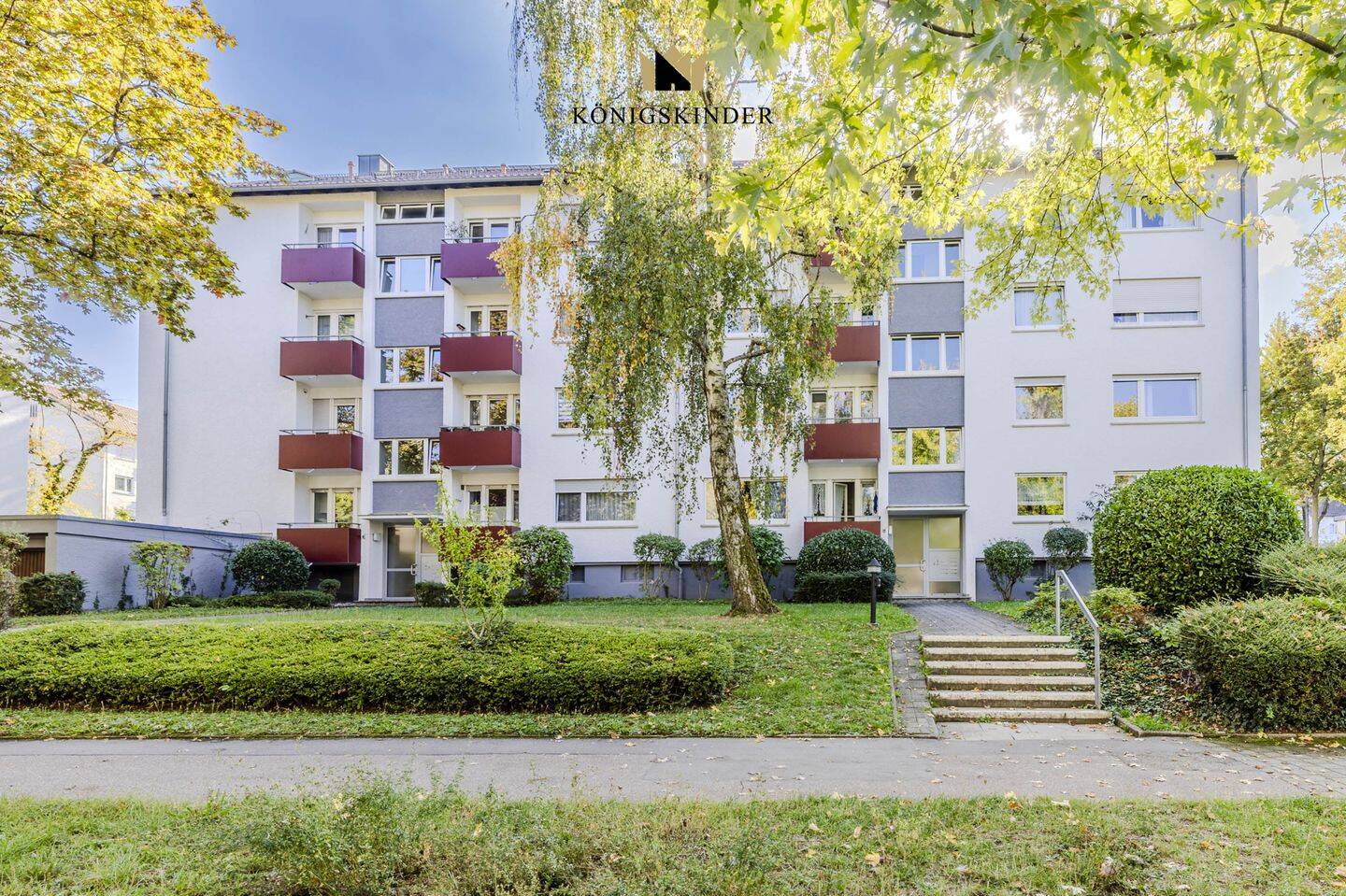 Großzügige 4-Zimmer-Wohnung mit sonnigem Balkon in Ludwigsburg, 71640 Ludwigsburg