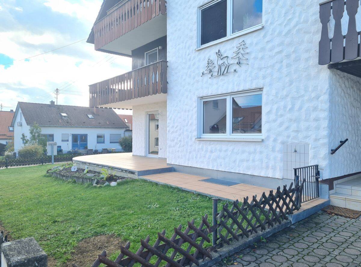 Helle, vollständig renovierte 4 Zimmerwohnung in Roggenburg zu vermieten, 89297 Roggenburg