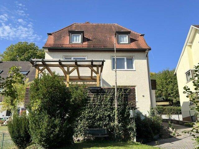 Wohnen am Stadtrand – Einfamilienwohnhaus mit großem Garten jetzt verfügbar!, 91413 Neustadt a.d. Aisch