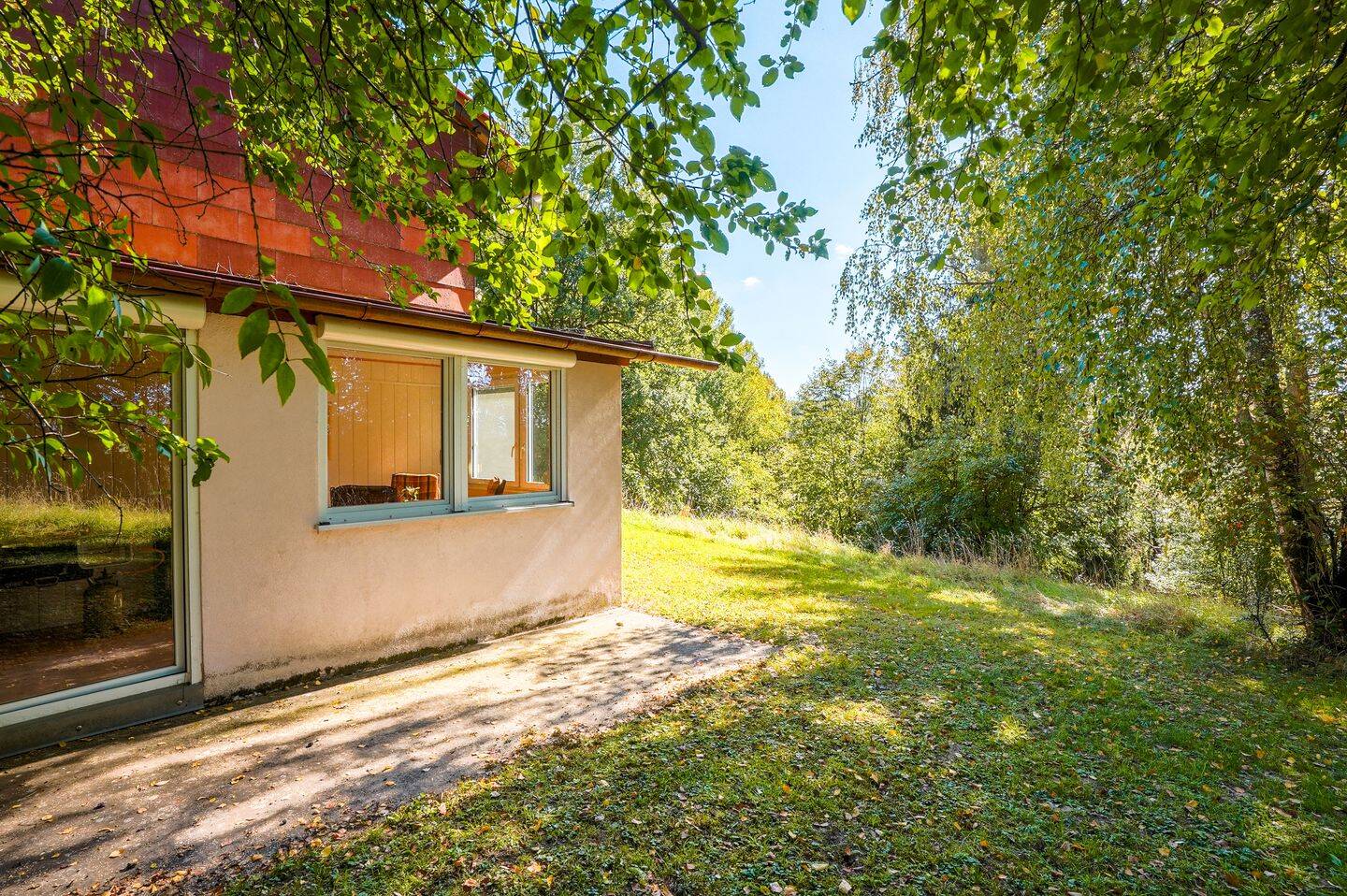 Charmantes Wohnen mit Wintergarten und Terrasse, 94508 Schöllnach