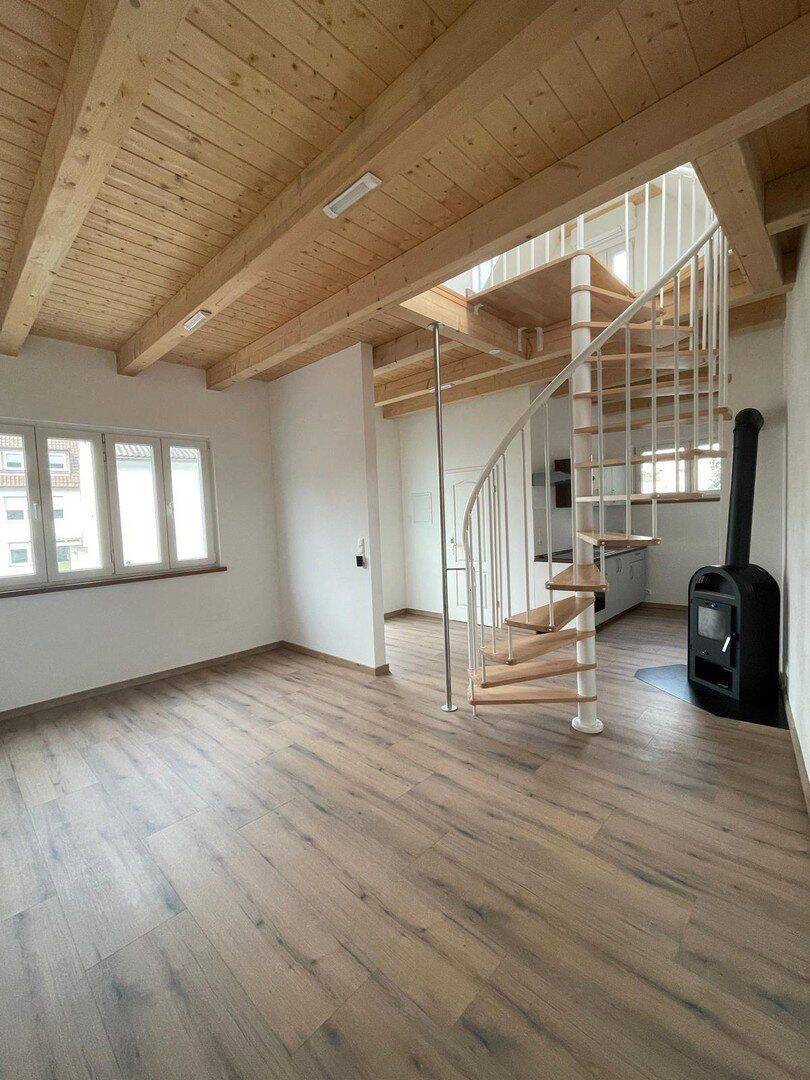 Wohnung über 2 Etagen ideal für Single oder Pärchen, keine Hunde, 96224 Burgkunstadt