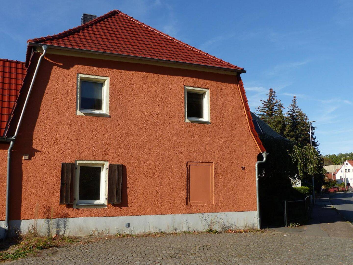 Barrierearme Erdgeschosswohnung im Zentrum von Oschatz mit Garten inklusive Gartenhaus, 4758 Oschatz