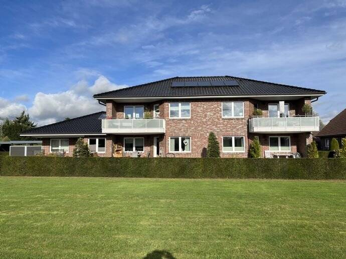 Exklusive 2-Zi. Komfort Whg., barrierearm, EG, im 5-Fam.Haus, 14 m² Süd Terrasse, ruhige Lage, 25462 Rellingen