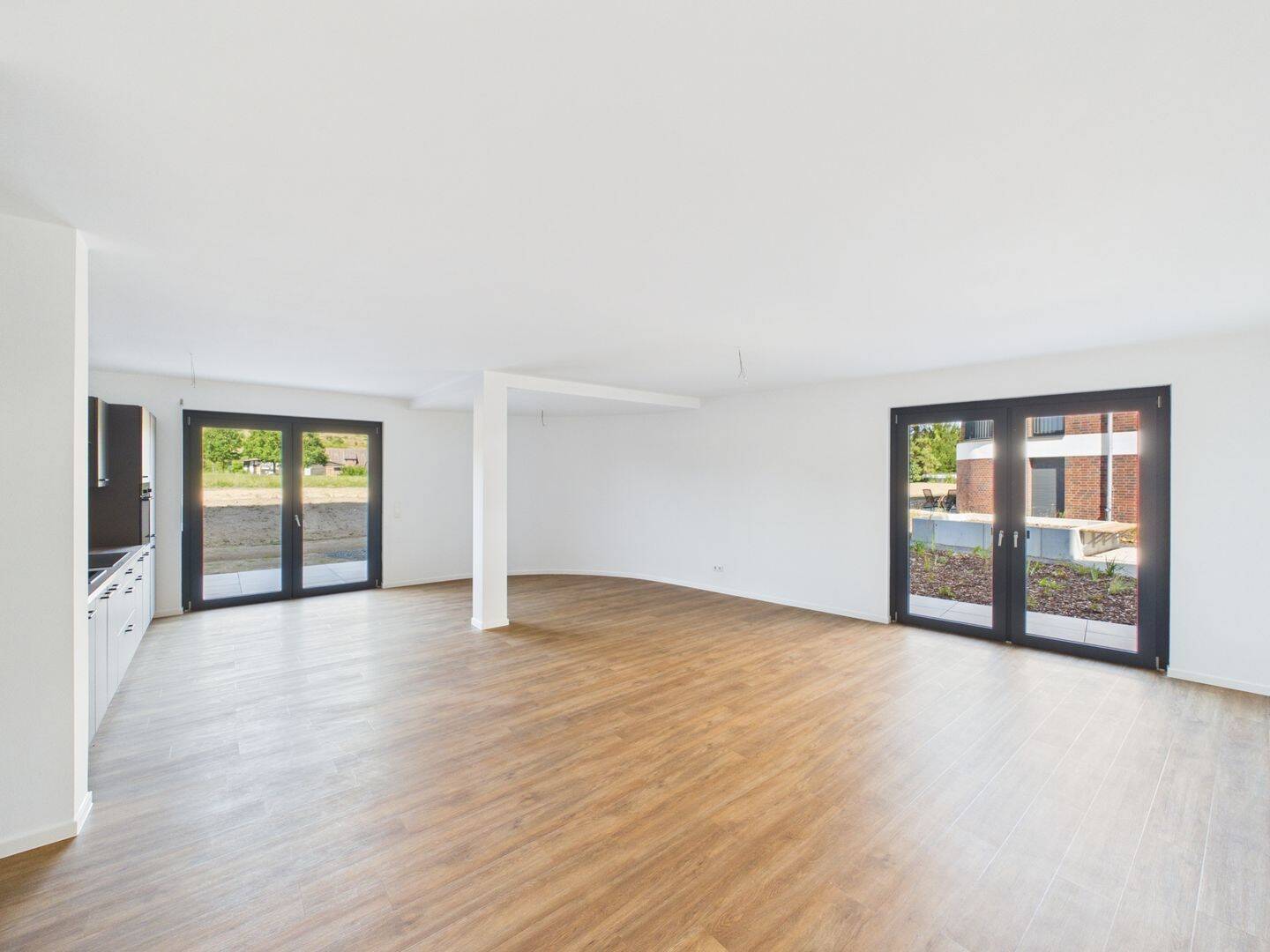 Exklusives Wohnen im Grünen – Moderne 3,5-Zimmer-Wohnung mit Ankleide, 31319 Sehnde