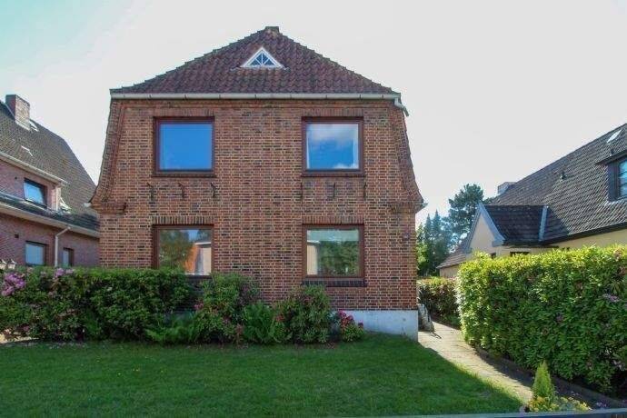 An Einzelperson oder Paar – Erdgeschoss-Wohnung in ruhiger Lage von Iserbrook, 22589 Hamburg (Altona Blankenese Iserbrook Osdorf Sülldorf)