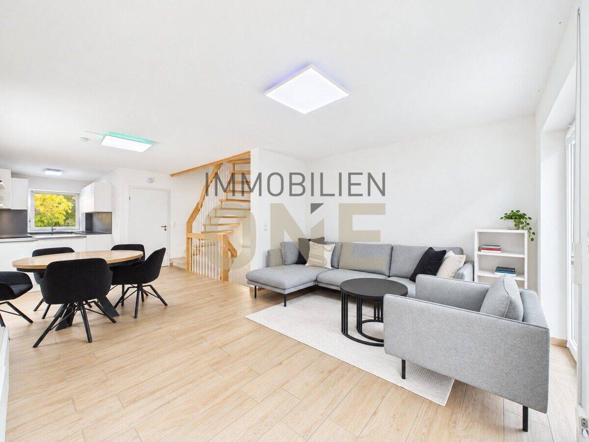 Energieeffiziente, neuwertige KfW-55-Doppelhaushälfte mit hochwertiger Ausstattung und Garten, 93133 Burglengenfeld
