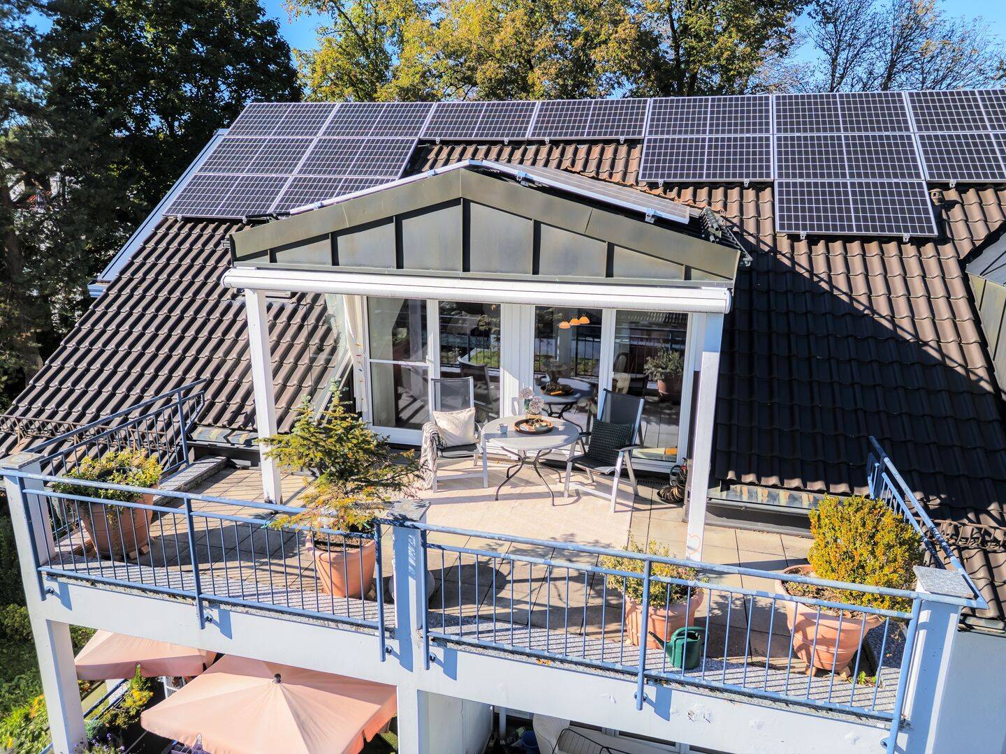 Ottobrunn: Attraktive 3 Zi.-Dachterrassenwohnung zum Verlieben – frei, 85521 Ottobrunn