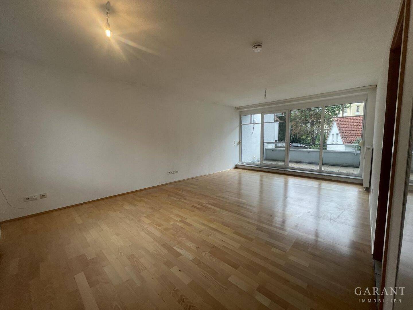 Helle Eigentumswohnung mit Balkon in Weingarten, 88250 Weingarten