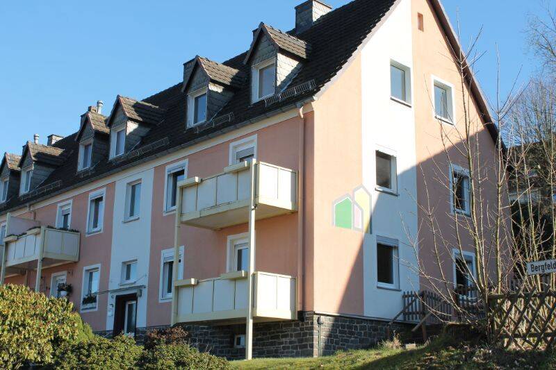 Moderne Erdgeschoss-Wohnung mit toller Aussicht, 58762 Altena