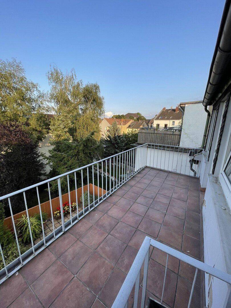 NEU renoviertes Appartement mit großem Balkon + EBK, 47198 Duisburg (Alt-Homberg Hochheide)