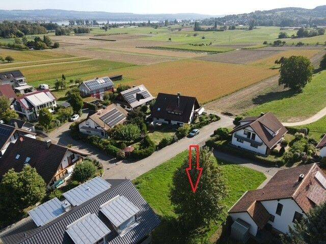 voll erschlossenes Baugrundstück mit Teilseesicht in sehr ruhiger Wohnlage in Moos-Bankholzen, 78345 Moos
