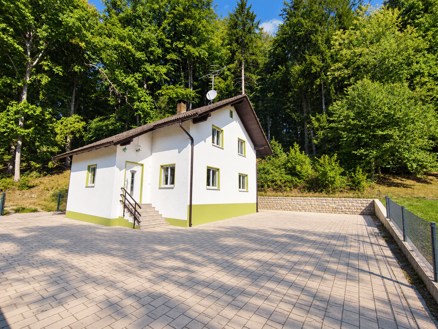 Ein Zuhause mit Potenzial in Deggendorf, 94469 Deggendorf