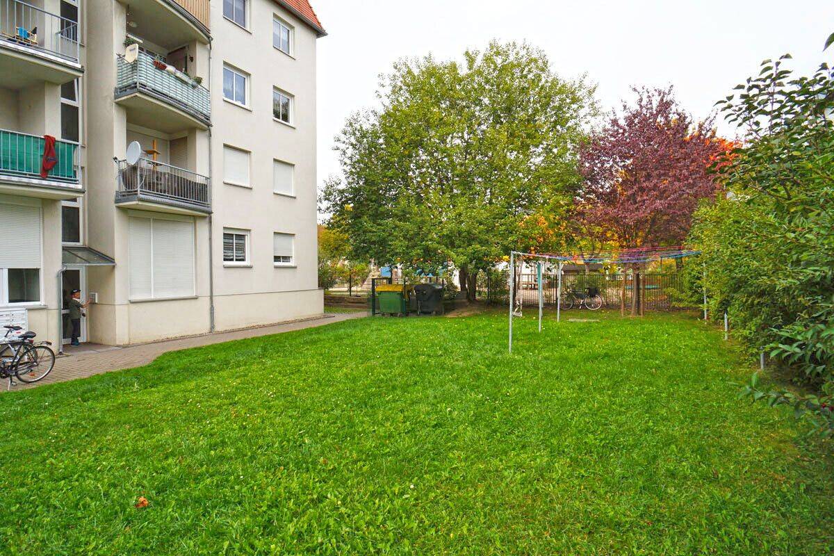 Löbtau: Balkon + Dusche + EBK mgl.*, 1159 Dresden