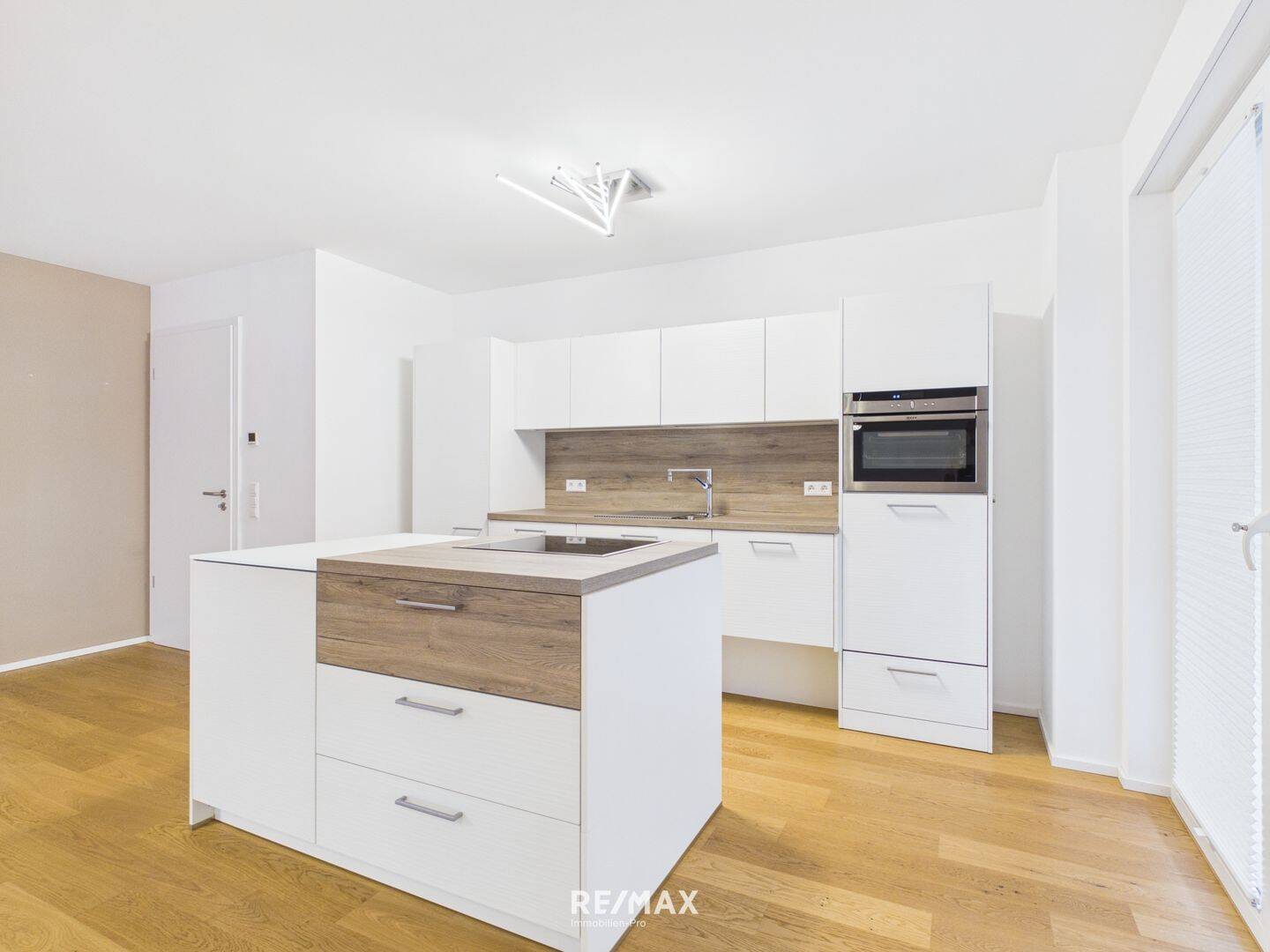 Barrierefreie, moderne 3 Zimmerwohnung- derzeit nicht bewohnt, 70329 Stuttgart (Hedelfingen Obertürkheim Rohracker Uhlbach)