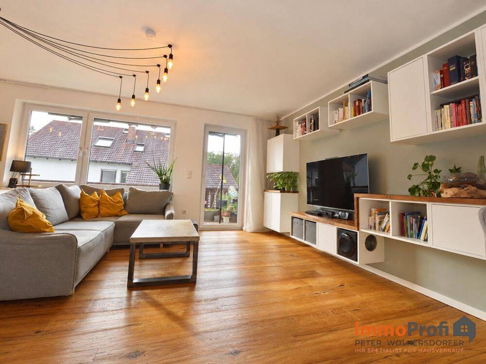 Wohnen mit Charme und Charakter- Großzügige 3-ZKB Wohnung mit Südwest-Balkon und besonderem Ambiente, 86391 Stadtbergen
