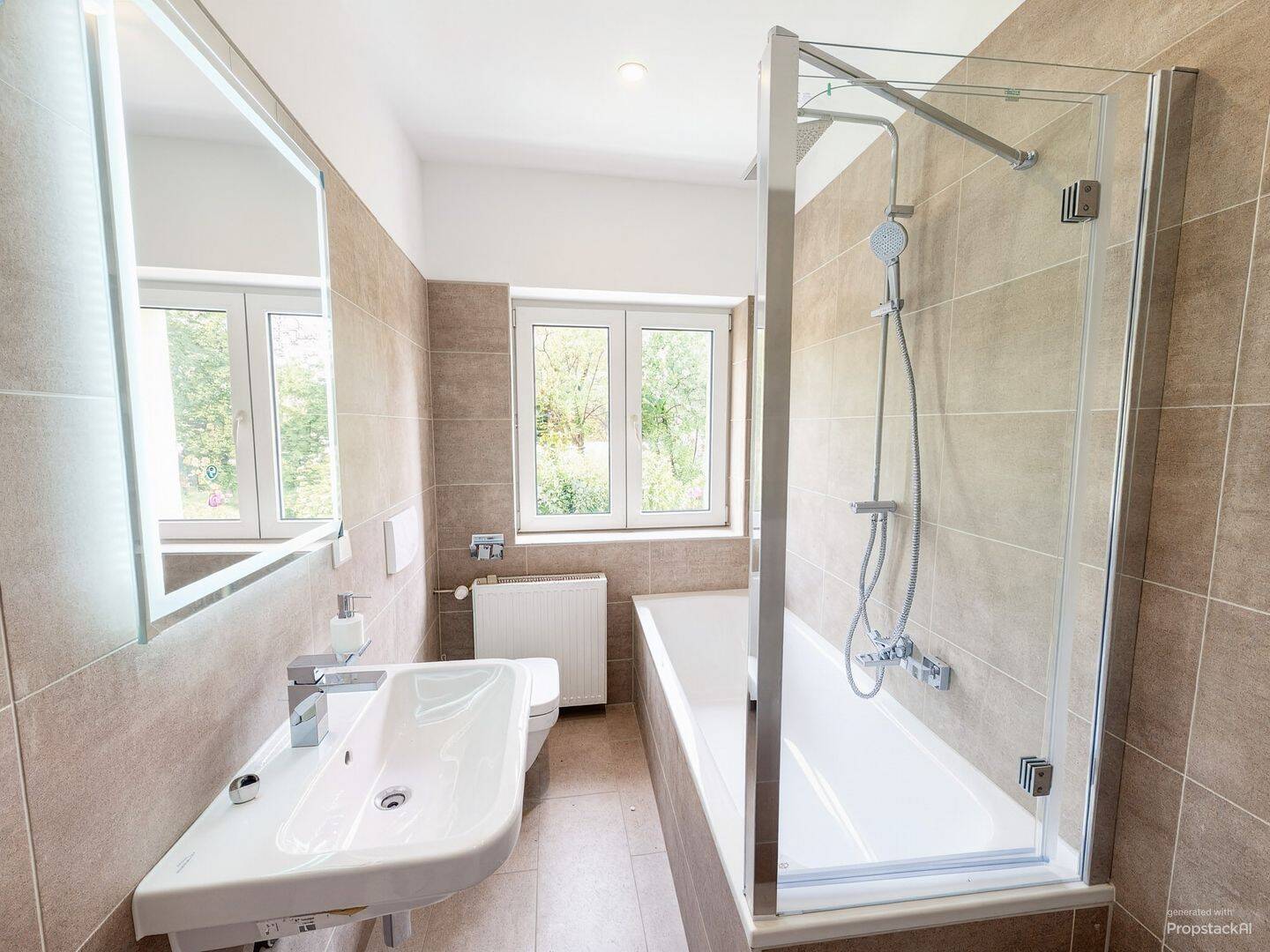 Modernisierte Wohnung inklusive Balkon & neuer Einbauküche, 4177 Leipzig (Altlindenau Lindenau)