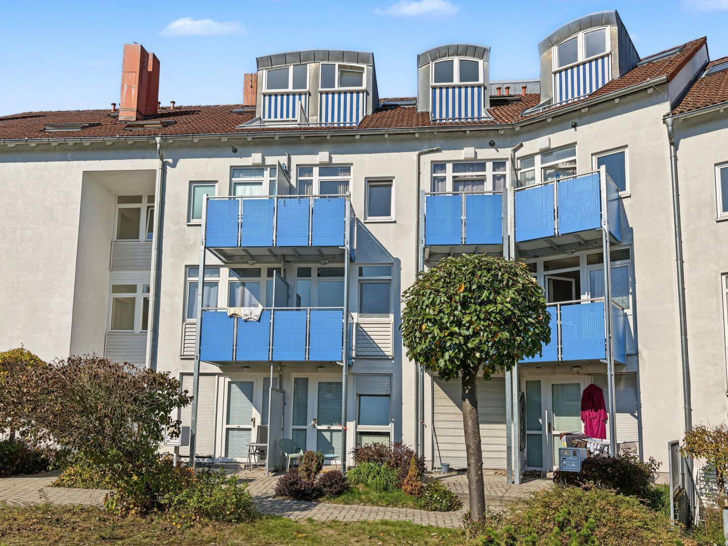Sonnige, gemütliche 1-Zimmer-Maisonette-Wohnung mit Loggia und eigenem TG-Stellplatz in Bayreuth, 95445 Bayreuth